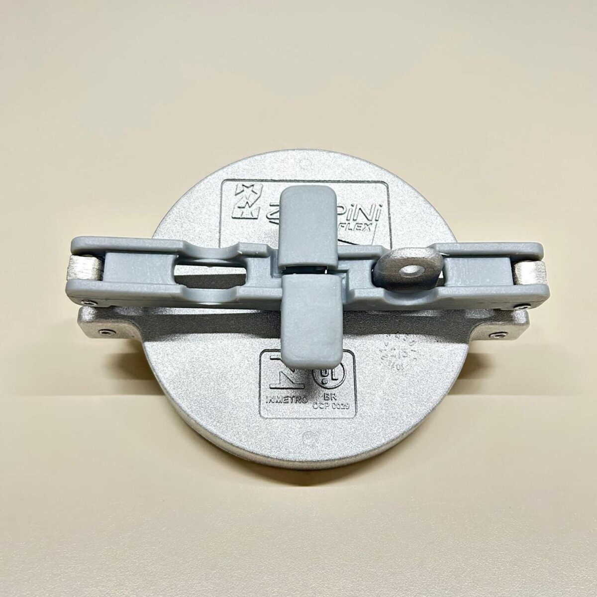 Base para descarga selada alumínio 4″ – Zeppini